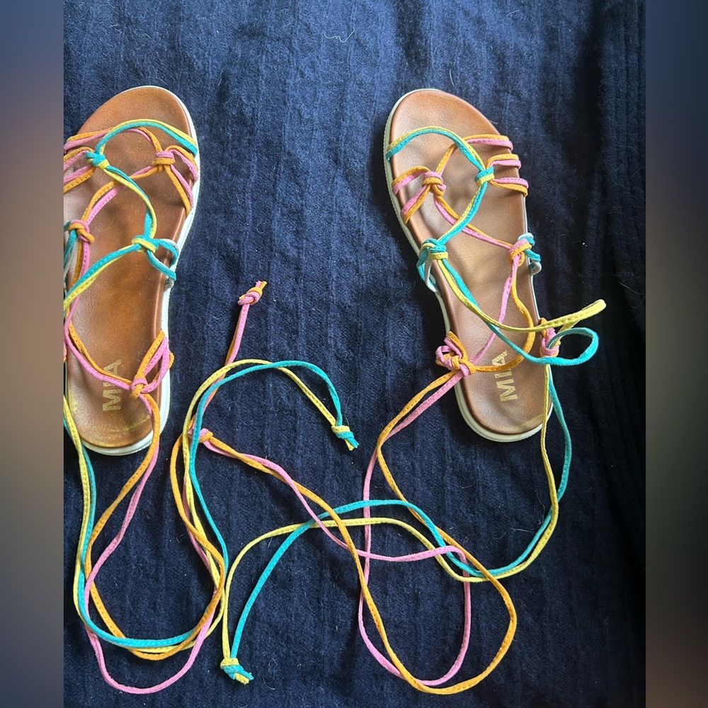 Mia colored high laced up sandals